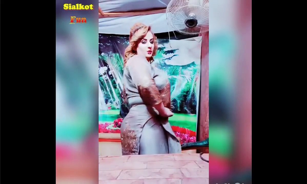 Afreen Khan 2018 Best Dance performance