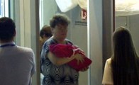 Rusya'da Vicdansız Anne, Yeni Doğan Kız Bebeğini İnternette Satarken Yakalandı