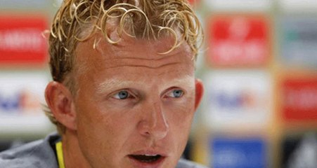 Fenerbahçe'nin Yardımcı Antrenörlük Teklifini Geri Çeviren Dirk Kuyt, Türkiye'ye Dönmeyi Düşünmüyor