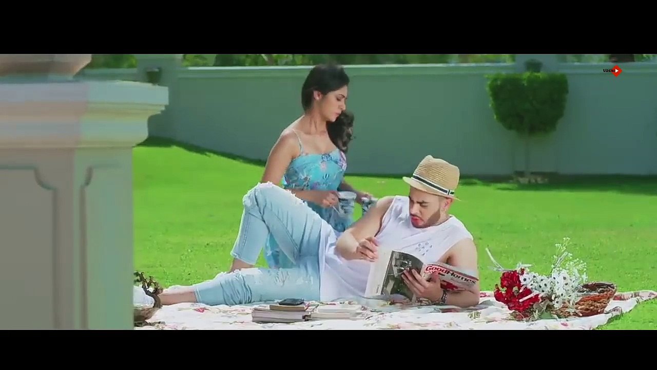Sochta Hoon Ke Woh Kitne Masoom Thay _ Dekhte Dekhte -- Atif Aslam -- Heart Touching Love Story8