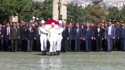 İçişleri Bakanı Soylu ve Beraberindeki Heyet Anıtkabir'i Ziyaret Etti