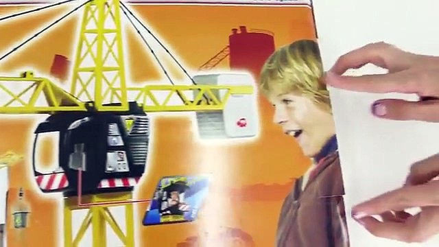 Подъемный кран на стройке. Небоскреб.Мультик про машинки. Игрушки.