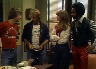 WKRP in Cincinnati S01E07   Turkeys Away