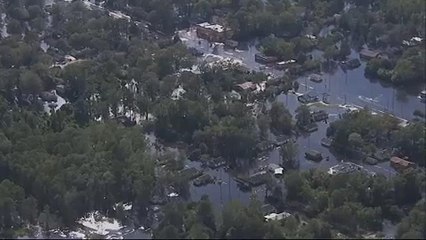 Β.Καρολίνα: Κίνδυνος υπερχείλισης ποταμών μετά τον τυφώνα Φλόρενς