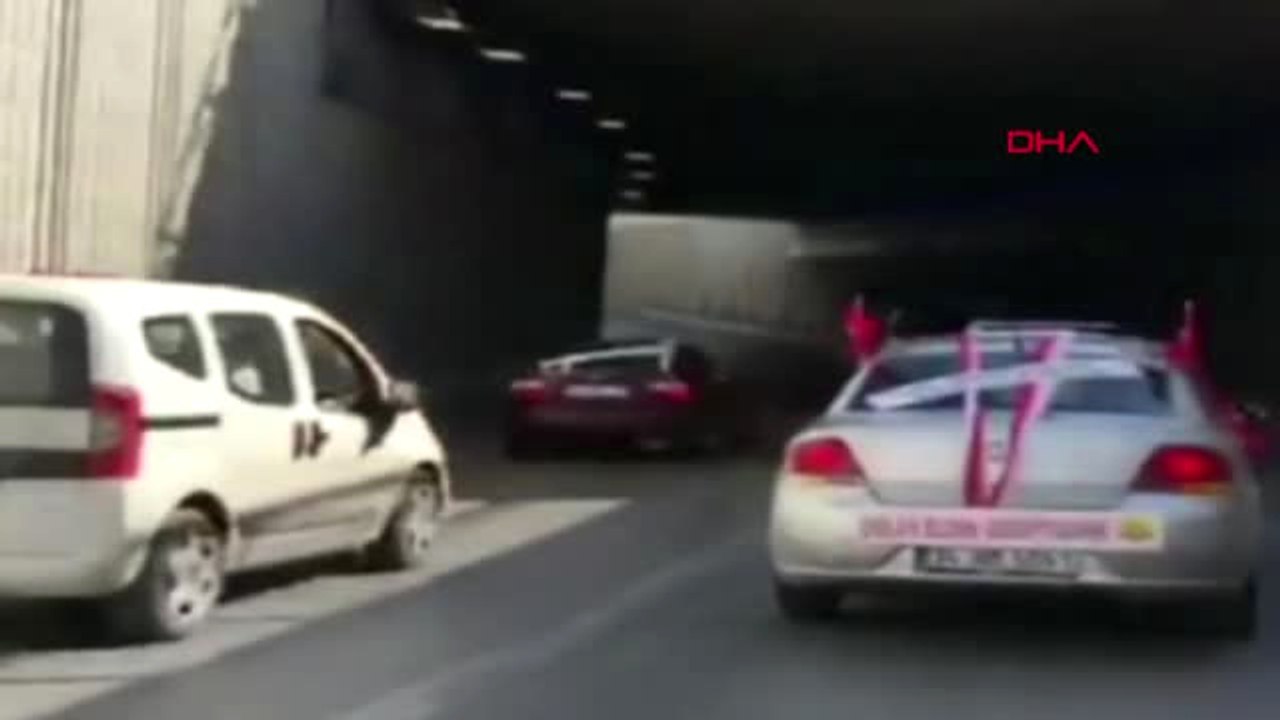 Konya Düğün Konvoyunda Aracın Camından Sarkıp Havaya Ateş Etti Hd