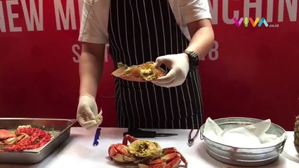 Ternyata.. Begini Cara Makan Kepiting Yang Benar