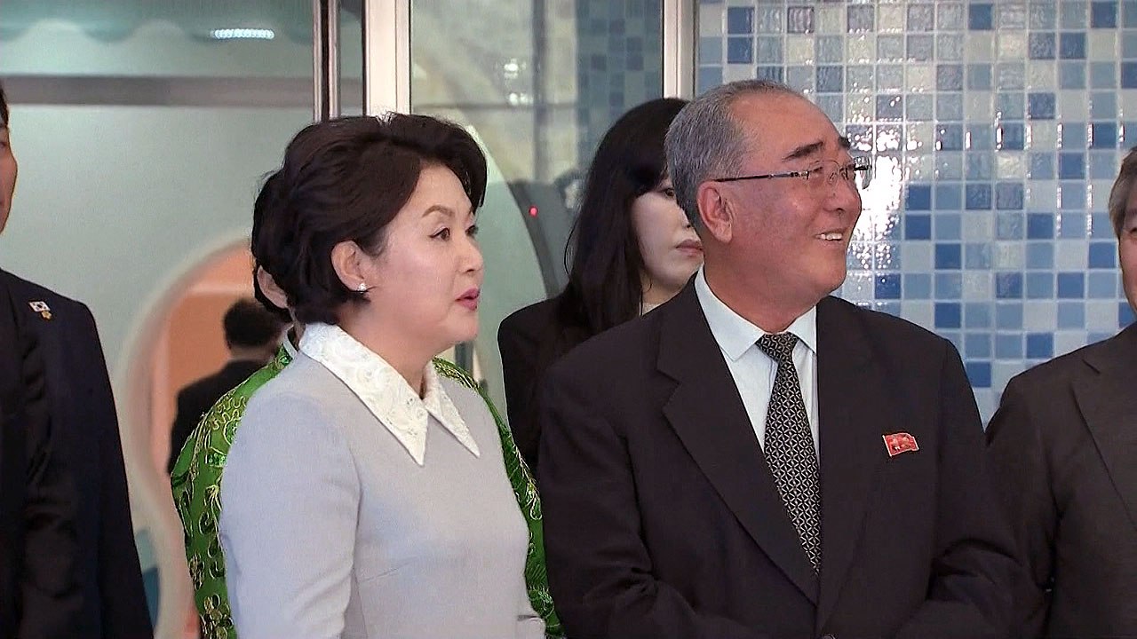 김정숙 여사, 北 영재 교육기관 방문 / YTN