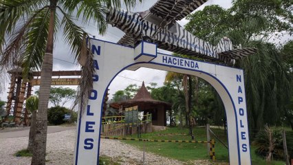 Visitando la antigua finca de Pablo  Escobar (4K) hoy conocida como la Hacienda Napoles