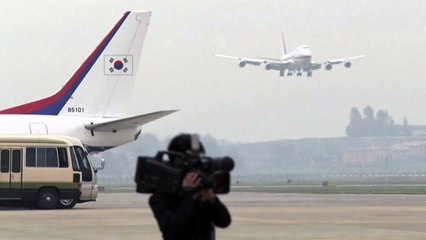 공군 1호기로 백두산 행...北 영공에서 첫 자유 비행 / YTN