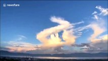 Dragon shaped cloud spotted in southwestern China