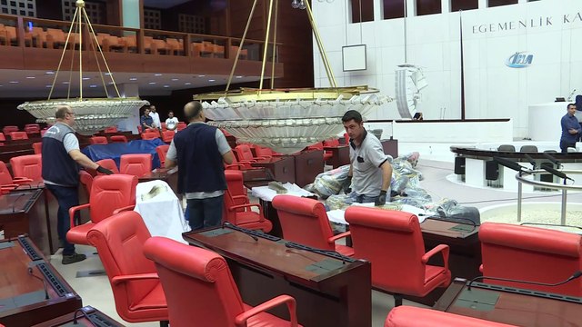 TBMM Başkanı Binali Yıldırım, TBMM Genel Kurulu'nda inceleme yaptı