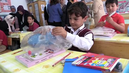 Köy okulu öğrencilerine kırtasiye yardımı - ÇORUM