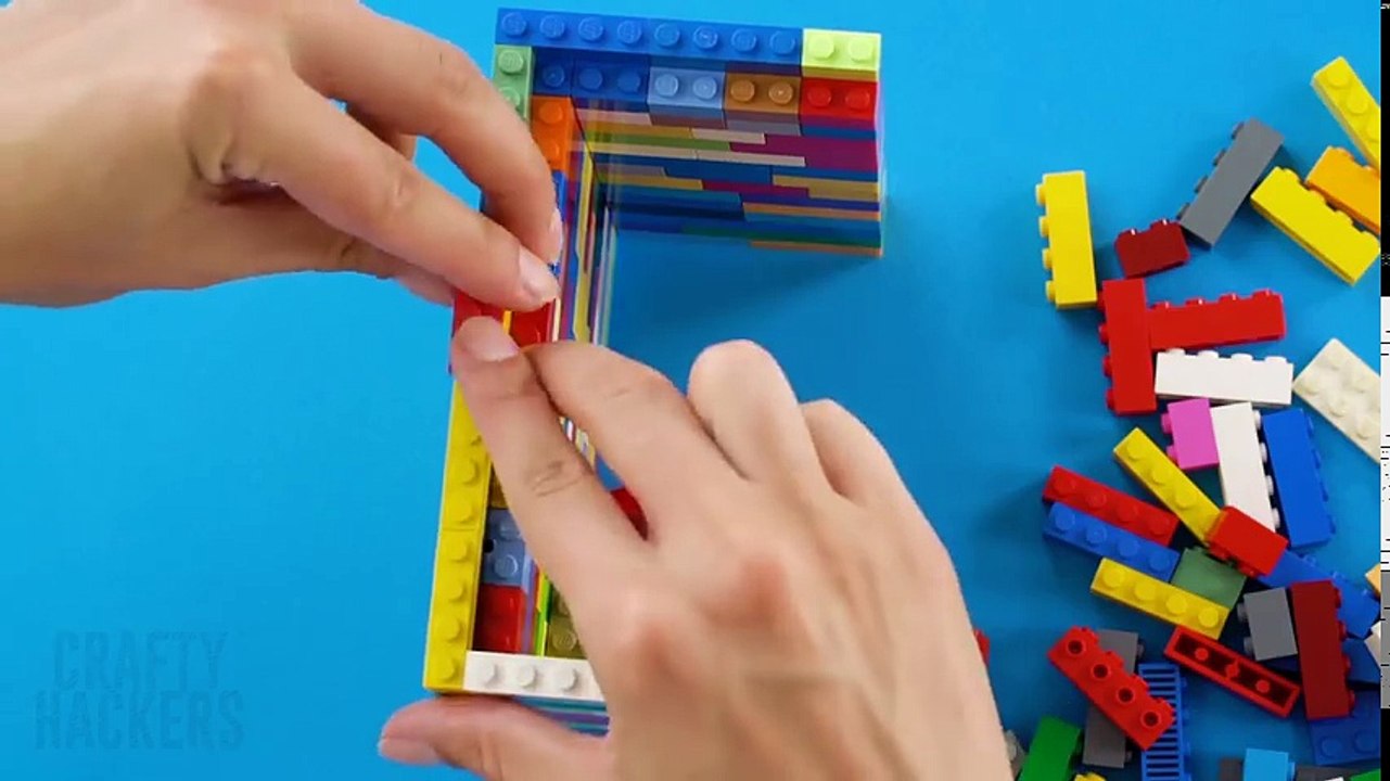 Barbie and Her Hydro dip Dollhouse Accessories