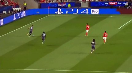 Robert Lewandowski Goal Benfica 0-1 Bayern Munich