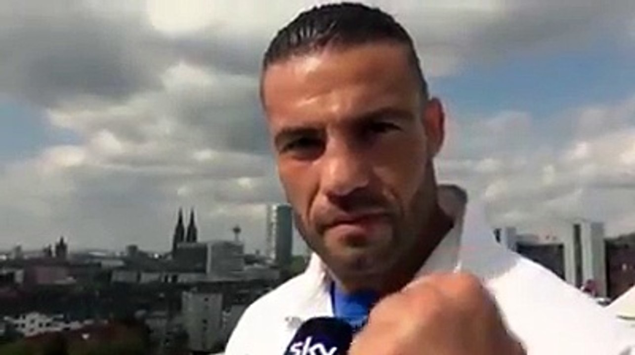 Manuel Charr bereit für den Oquendo Kampf in der Lanxess Arena Köln