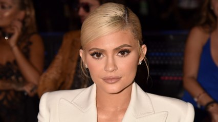 Kylie Jenner Tries Cereal With Milk for First Time