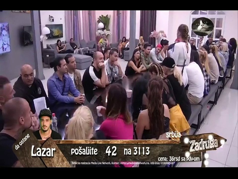 LUNA  ne može  BEZ FLASE SAD NJOME   pokriva  RIBICU