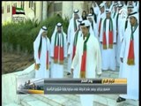 منصور بن زايد يرفع علم الدولة على سارية وزارة شؤون الرئاسة إحتفالاً بيوم العلم