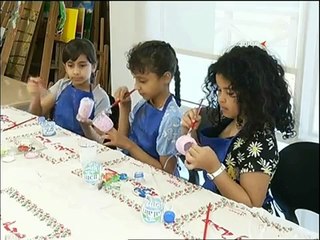 مخيم تجربة الفنون في مركز كولاج بنادي سيدات الشارقة