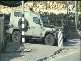 إصابة 3 من جنود الإحتلال الإسرائيلي في عملية دهس في الخليل نفذها فلسطيني وتمكن من الفرار