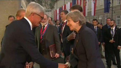 Саммит ЕС: Мэй призывает к компромиссу по "брекситу"