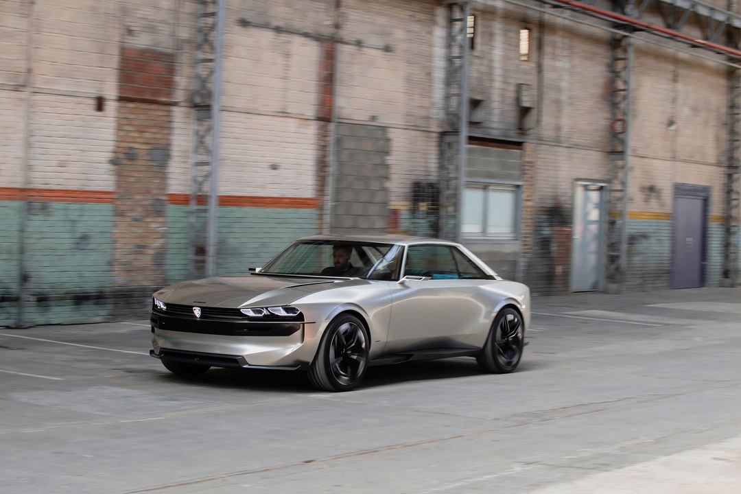 Peugeot e-Legend Concept