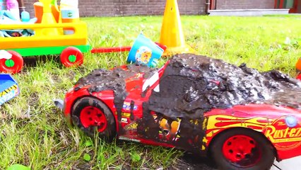 Nikita and Lightning McQueen Car Wash