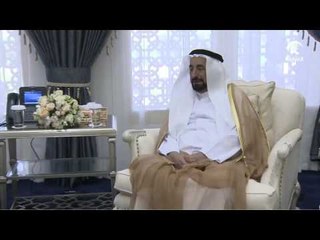 حاكم الشارقة يستقبل وفداً من شعراء المغرب.