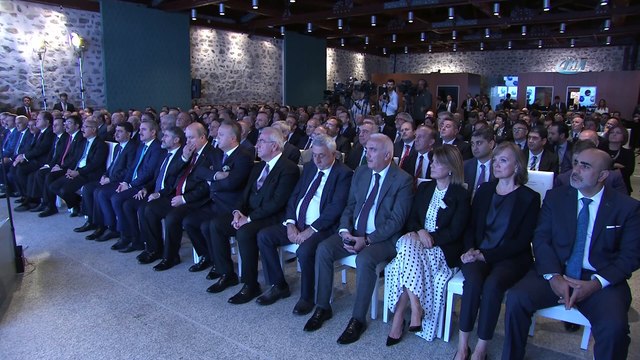 Hazine ve Maliye Bakanı Berat Albayrak: 'Tüm dünya şu konuda hem fikir, Türkiye 2002-2013 yılları arasında ekonomide bir başarı hikayesi yazmış ve tüm dünyanın takdirini kazanmış ekonomik bir oyuncudur'