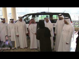 غرفة الشارقة تقدم حافلة خاصة لنادي خورفكان للمعاقين