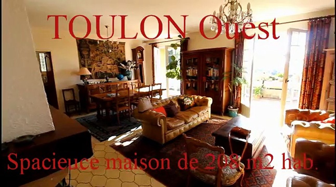 Rare vente maison spacieuse Toulon ouest T8 de 208 m² sur 1500 m² de terrain - Vue mer
