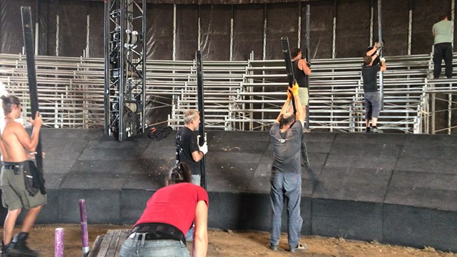 Bartabas. Le montage des installations du théâtre équestre Zingaro se poursuit