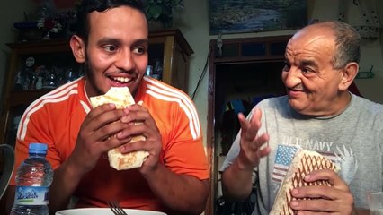 تحدي طاكوس مع أحمق أب في العالم ... الموت ديال الضحك هههه