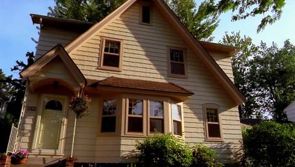 S02E06 - A Sibling Rivalry Walks Into a Bar