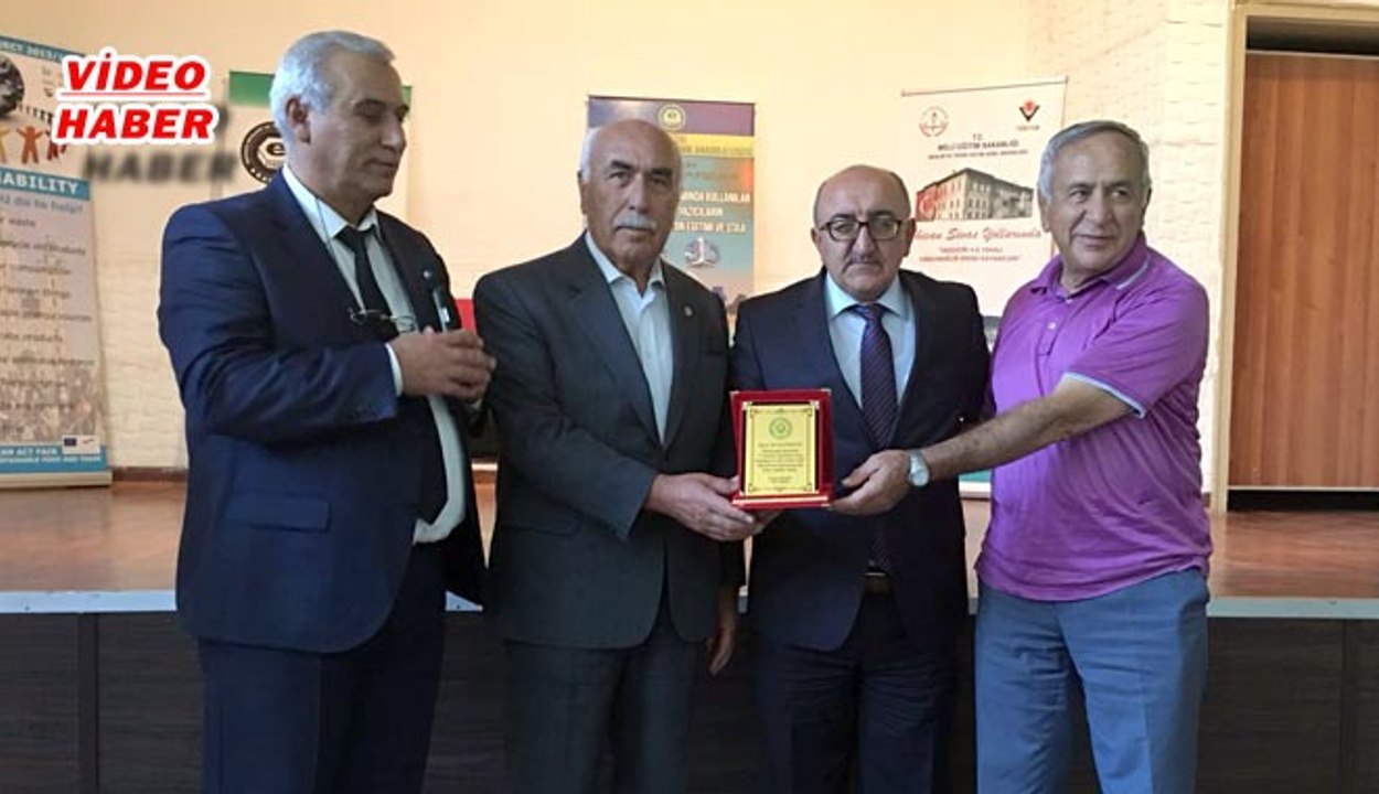 (20 Eylül 2018) GAZETECİLER CEMİYETİ BAŞKANI ALTINKAYA 15 TEMMUZ DEMOKRASİ VE MİLLİ BİRLİK GÜNÜ KONFERANSI VERDİ