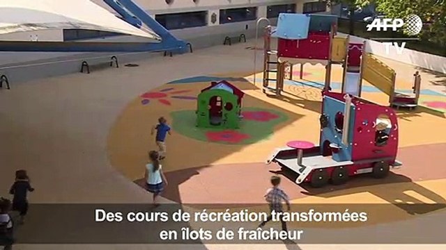 Réchauffement climatique: Paris rafraîchit ses cours d'école