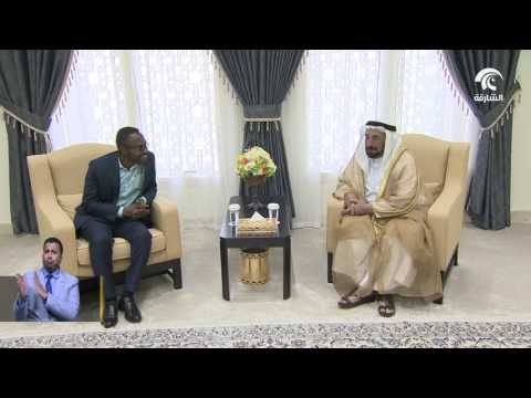 حاكم الشارقة يلتقي وفد من شعراء السودان