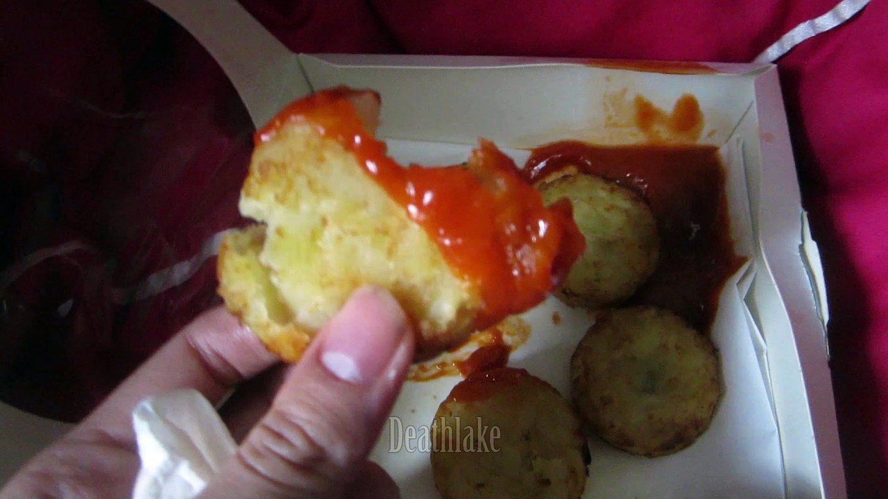 Trying Subway HASH BROWNS review