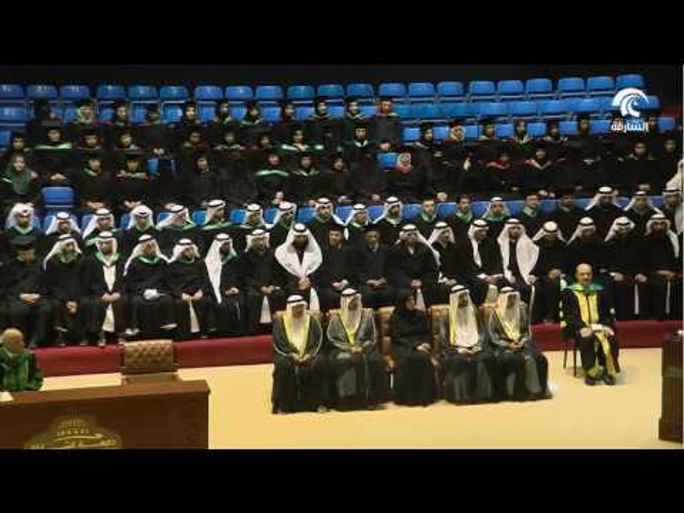 سلطان القاسمي يشهد حفل تخريج طلبة الدراسات العل...