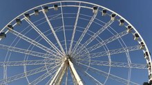 Crews Return Gondolas to Myrtle Beach SkyWheel