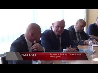 Kryetari i komunës Ardian Gjini viziton shkollën fillore "Haxhi Hoti" në Rogovë-Lajme