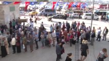 Üsküdar Belediyesi İlçe Meydanında 50 Bin Kişiye Aşure İkram Etti