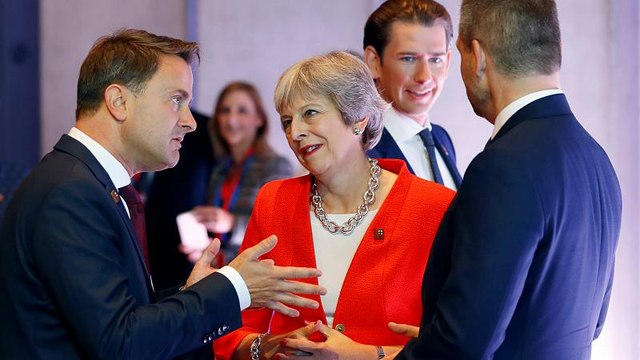 União Europeia marca cimeira sobre o Brexit para novembro