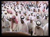 حاكم الشارقة يؤدي صلاة الجنازة على الشيخ حمد بن ماجد القاسمي .
