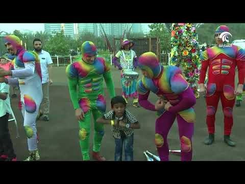 سماء الشارقة تتزين بالألعاب النارية تزامنا مع عيد الأضحى المبارك