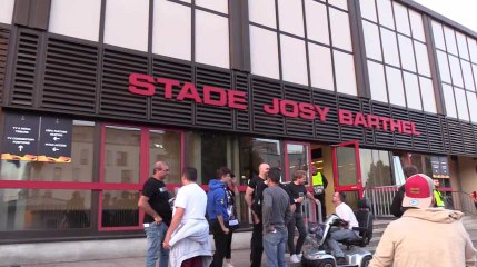 Les supporters de Dudelange fiers de leur équipe avant le choc face à AC Milan ​