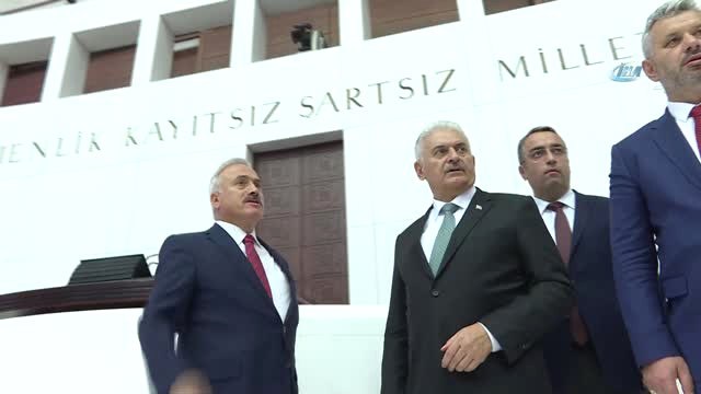 TBMM Başkanı Binali Yıldırım, TBMM Genel Kurulu'nda İnceleme Yaptı