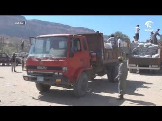 هيئة الهلال الأحمر الإماراتي تواصل إمداد محافظة شبوة اليمنية بالمساعدات الغذائية