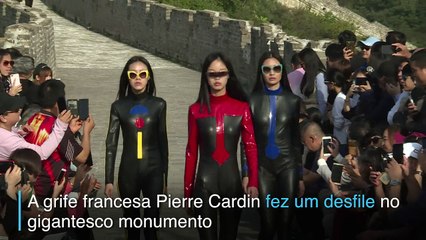 Um desfile monumental