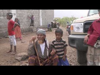 القوات المسلحة الإماراتية تؤمن توصيل المساعدات الإنسانية إلى أهالي واحجة